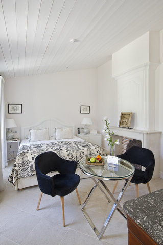 LA VILLA CLARISSE - Photo 2