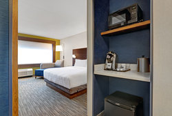  - Holiday Inn Express West Kingston