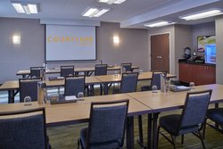  - Courtyard by Marriott Castleton - I-465, Exit 35