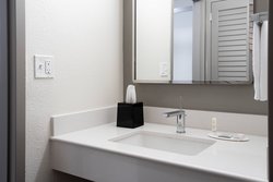  - Courtyard by Marriott Hotel Clearwater