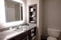  - Holiday Inn Express & Suites Tuscaloosa