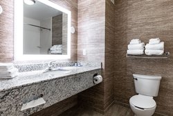  - Holiday Inn Express & Suites New Martinsville