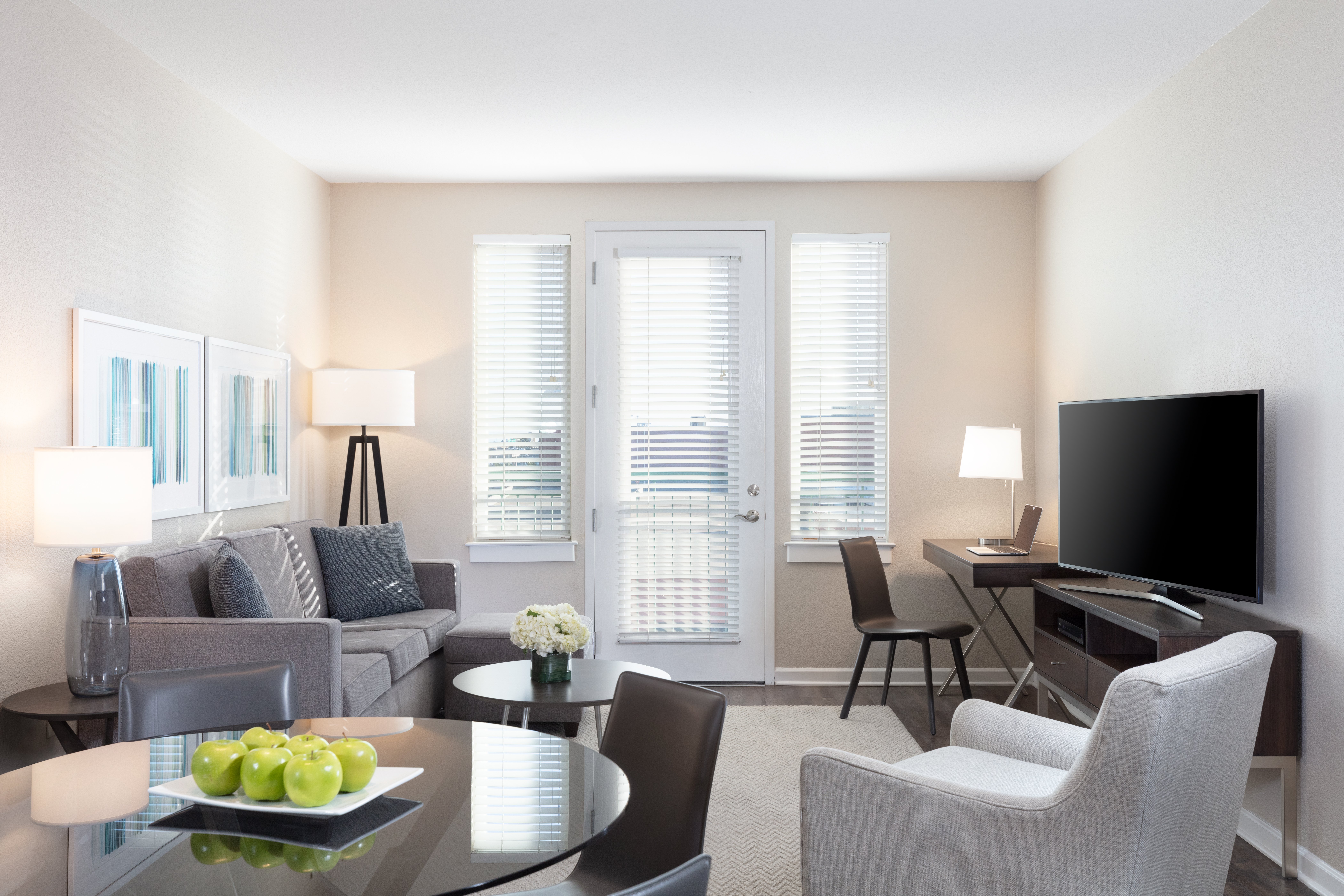 AVE EMERYVILLE AT BAY STREET-guestroom-Living Room.jpg