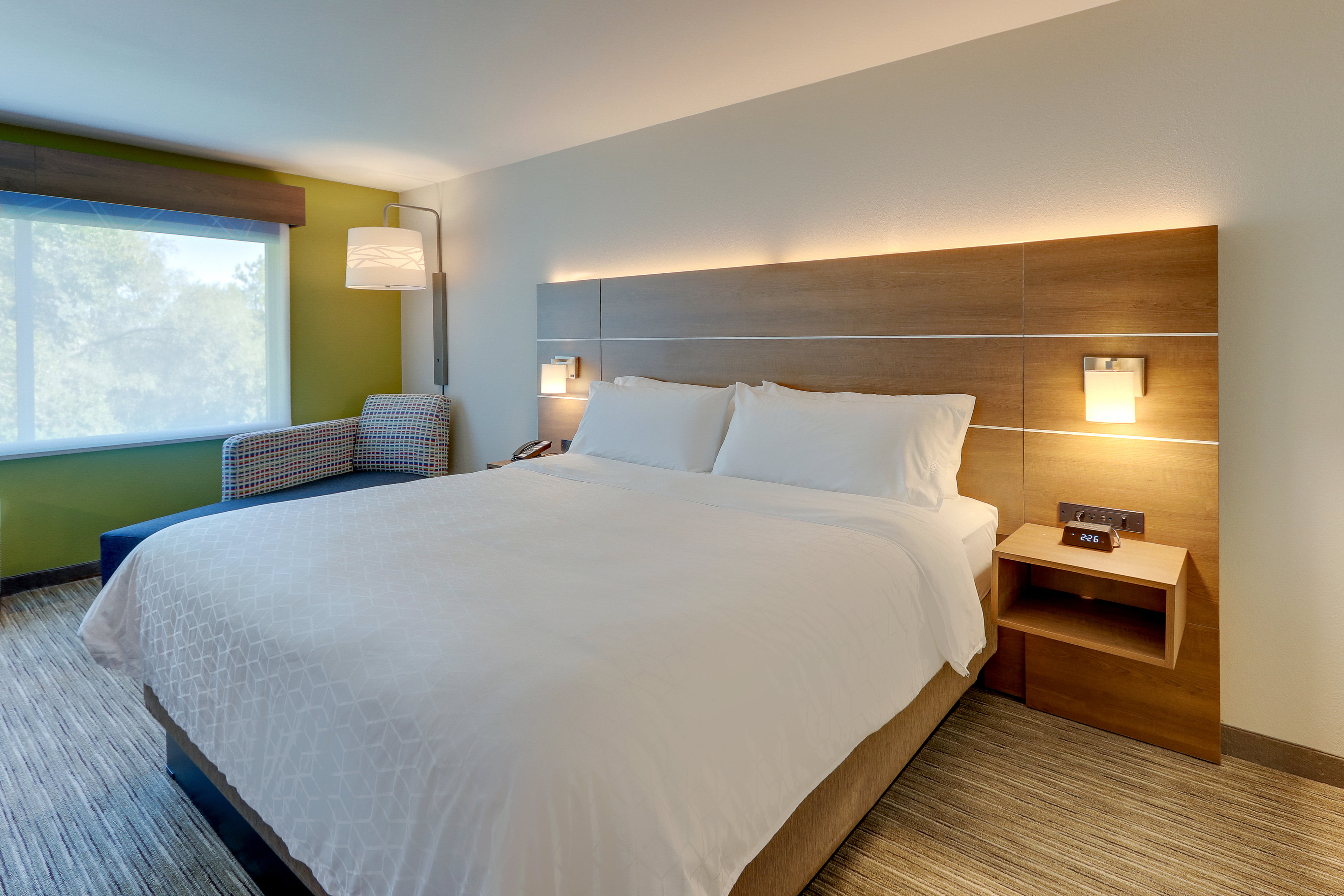 HOLIDAY INN EXP STES CIVIC CENTER-guestroom-Guest Room.jpg