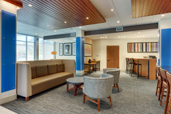  - Holiday Inn Express & Suites Civic Center Roanoke - I-581, Exit 4