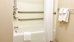  - Holiday Inn & Suites North Bakersfield