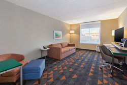  - Holiday Inn Westbury Carle Place