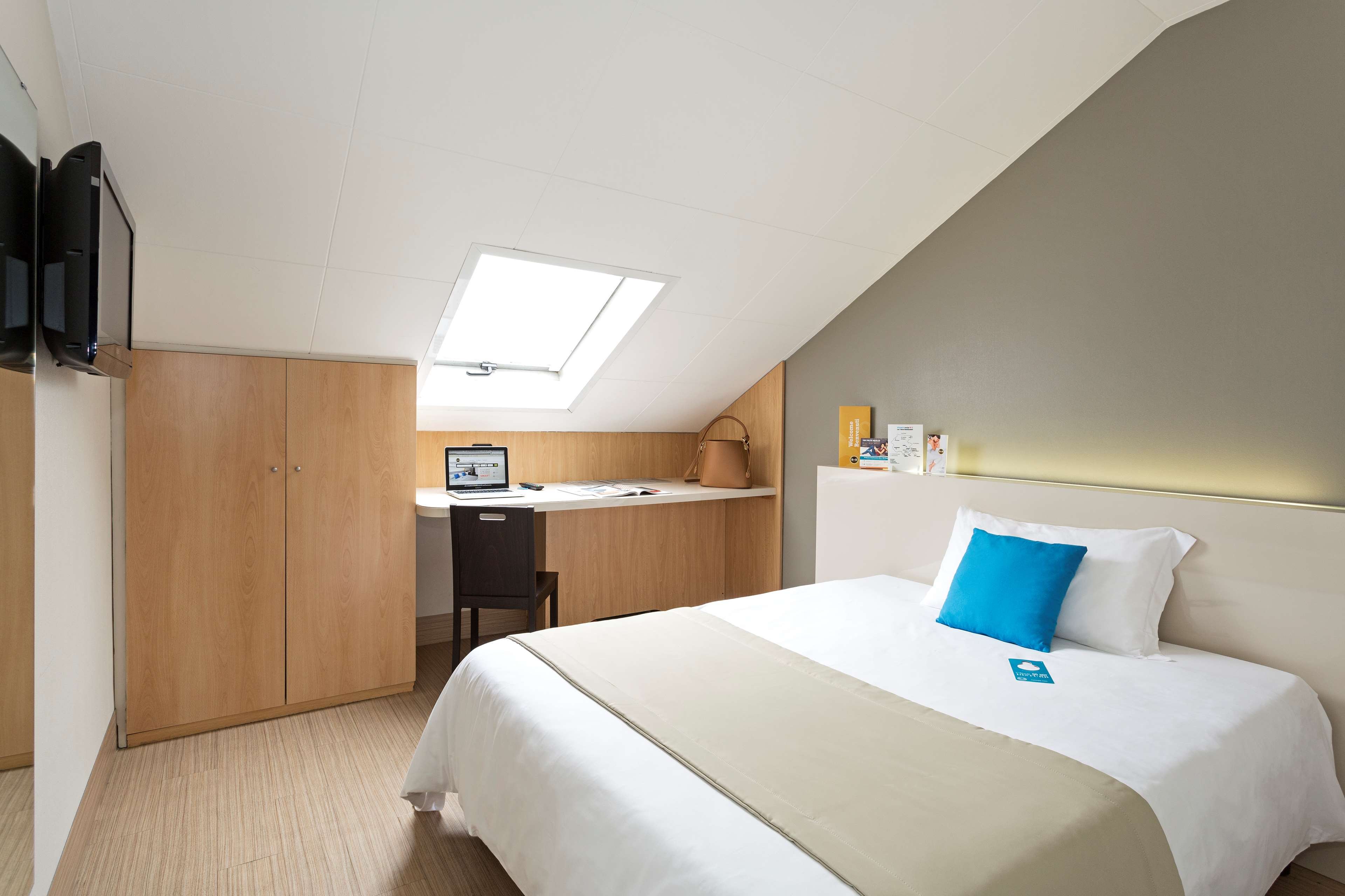 B-B HOTEL UDINE-guestroom-GUEST ROOM.jpg