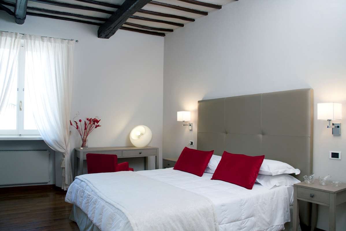HOTEL CHARLESTON - SPOLETO-guestroom-GUEST ROOM.jpg