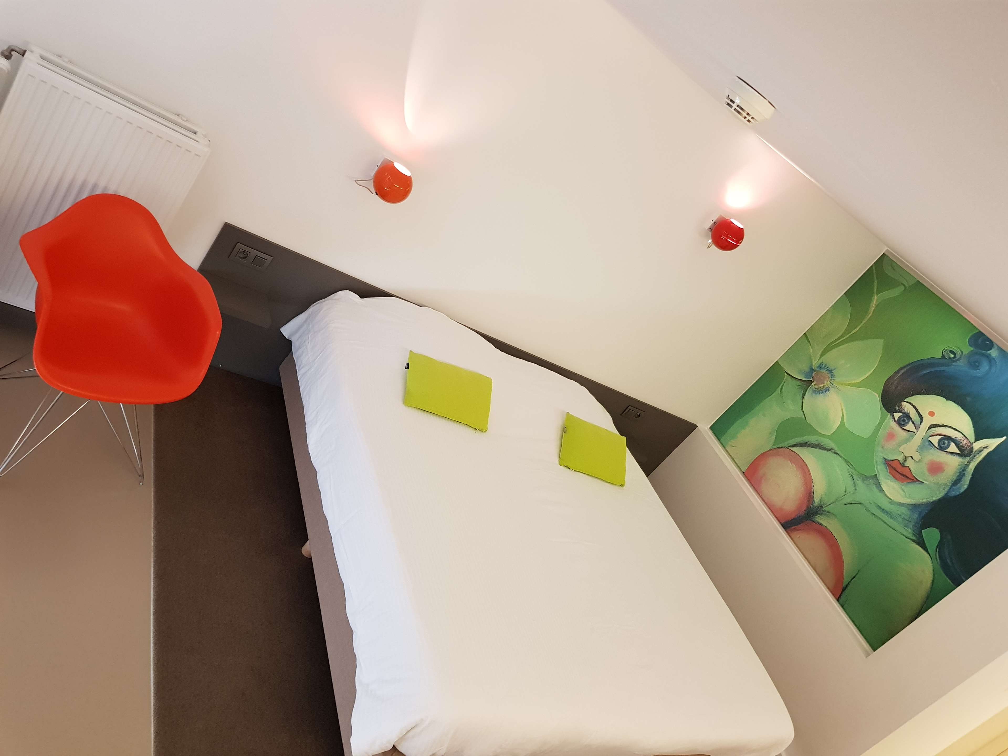 APPART HOTEL CORBIE GEEL-guestroom-Guest room.jpg