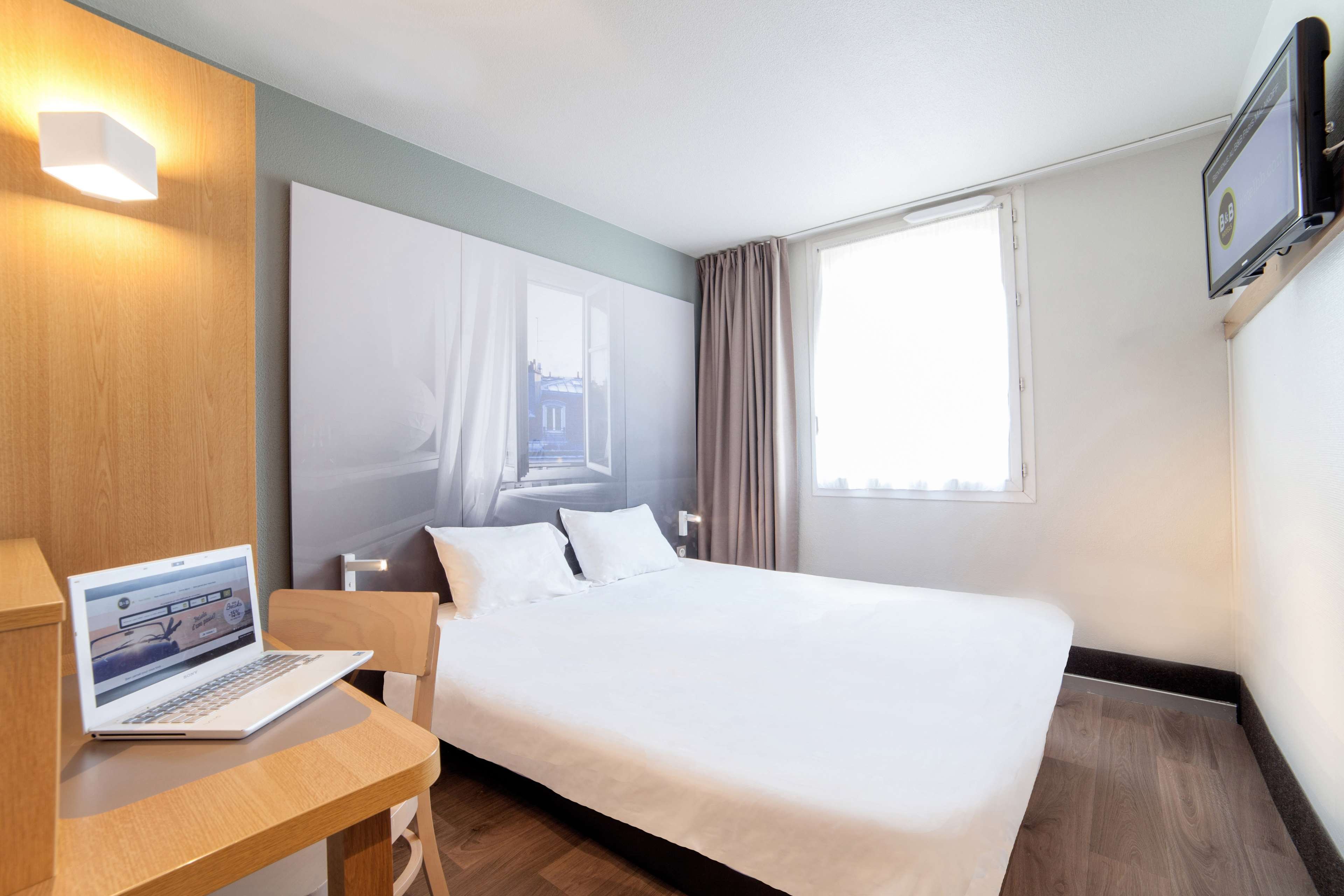 B&B HOTEL ROUEN CENTRE-guestroom-Guest Room.jpg