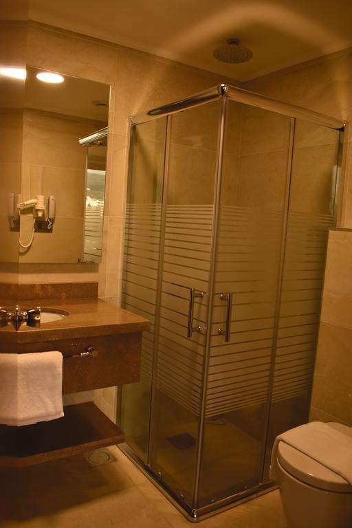 SEA VIEW HOTEL BY HANSA-guestroom-GUEST BATHROOM.jpg