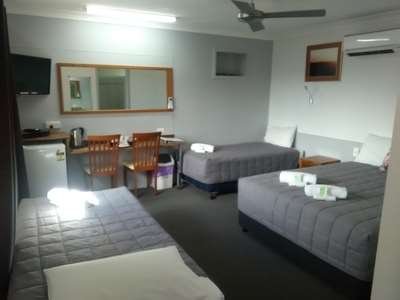 CIVIC MOTEL GRAFTON-guestroom-new room pics.jpg