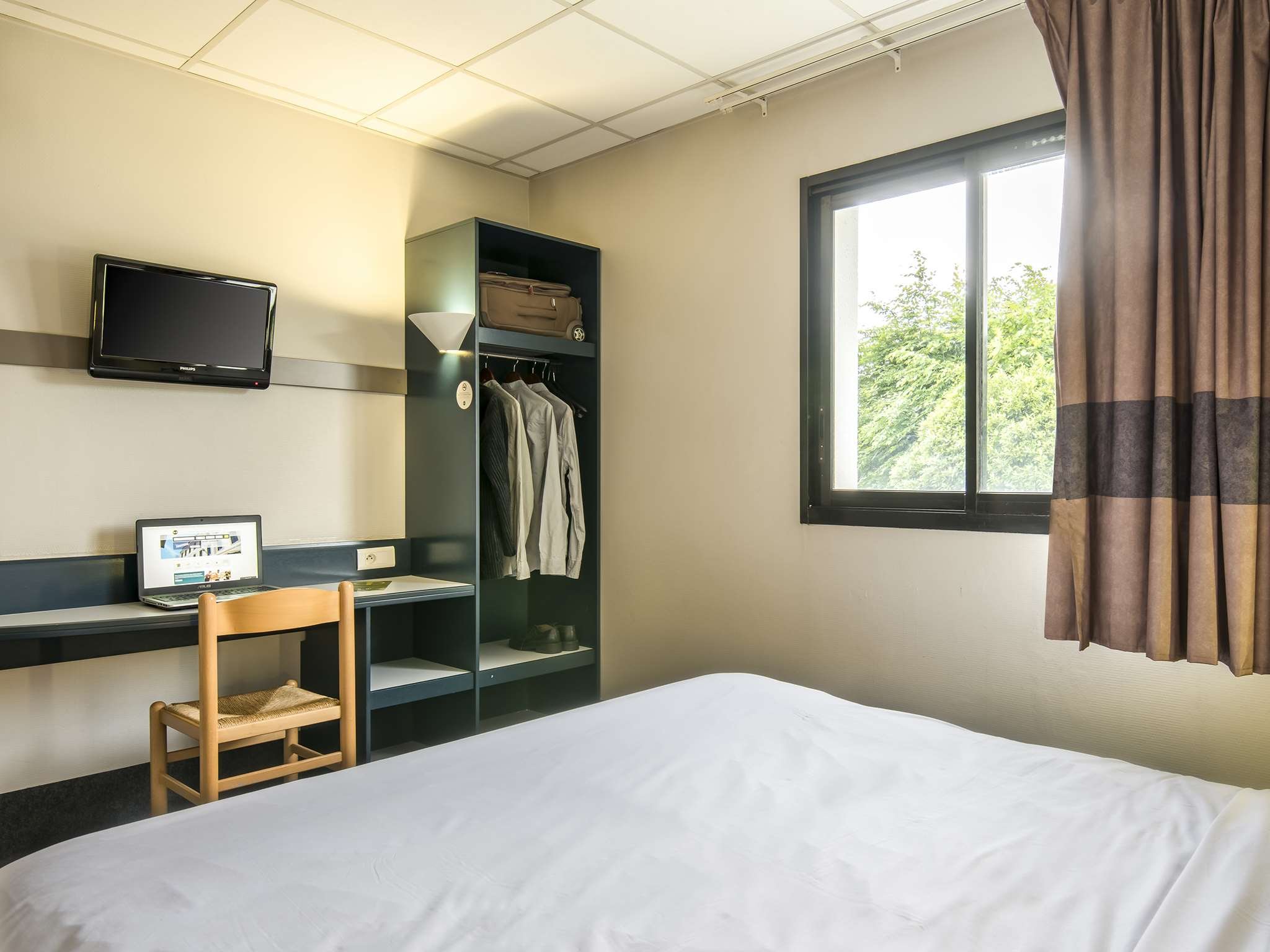B&B HOTEL ROUEN ST ETIENNE DU ROUVR-guestroom-StEtienneduRouvray Chambre double Gr.jpg