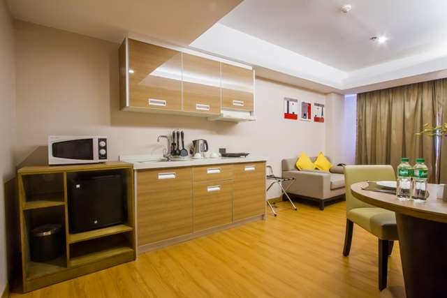 ACE HOTEL AND SUITES-guestroom-Guest room.jpg