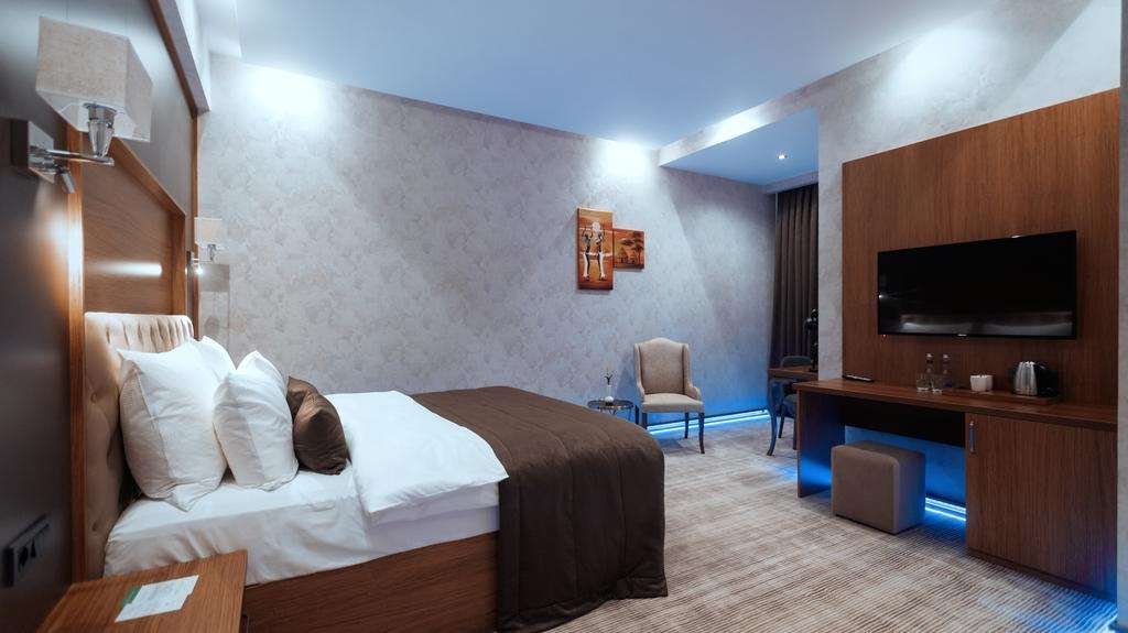 MIDTOWN HOTEL BAKU-guestroom-GUEST ROOM.jpg