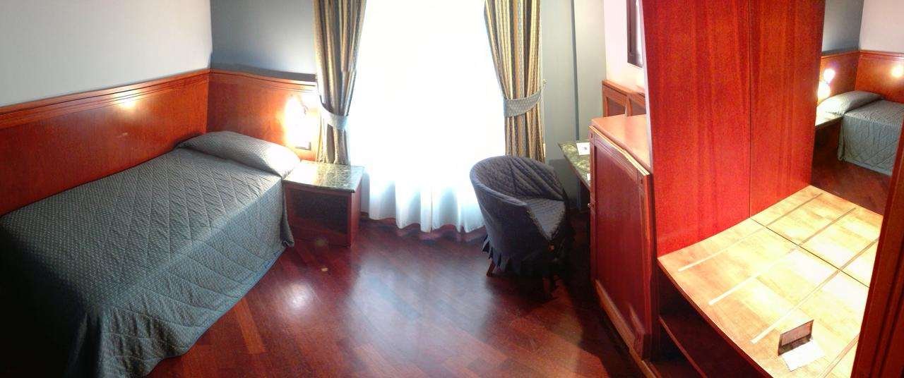 HOTEL MICHELANGELO TERNI-guestroom-GUEST ROOM.jpg