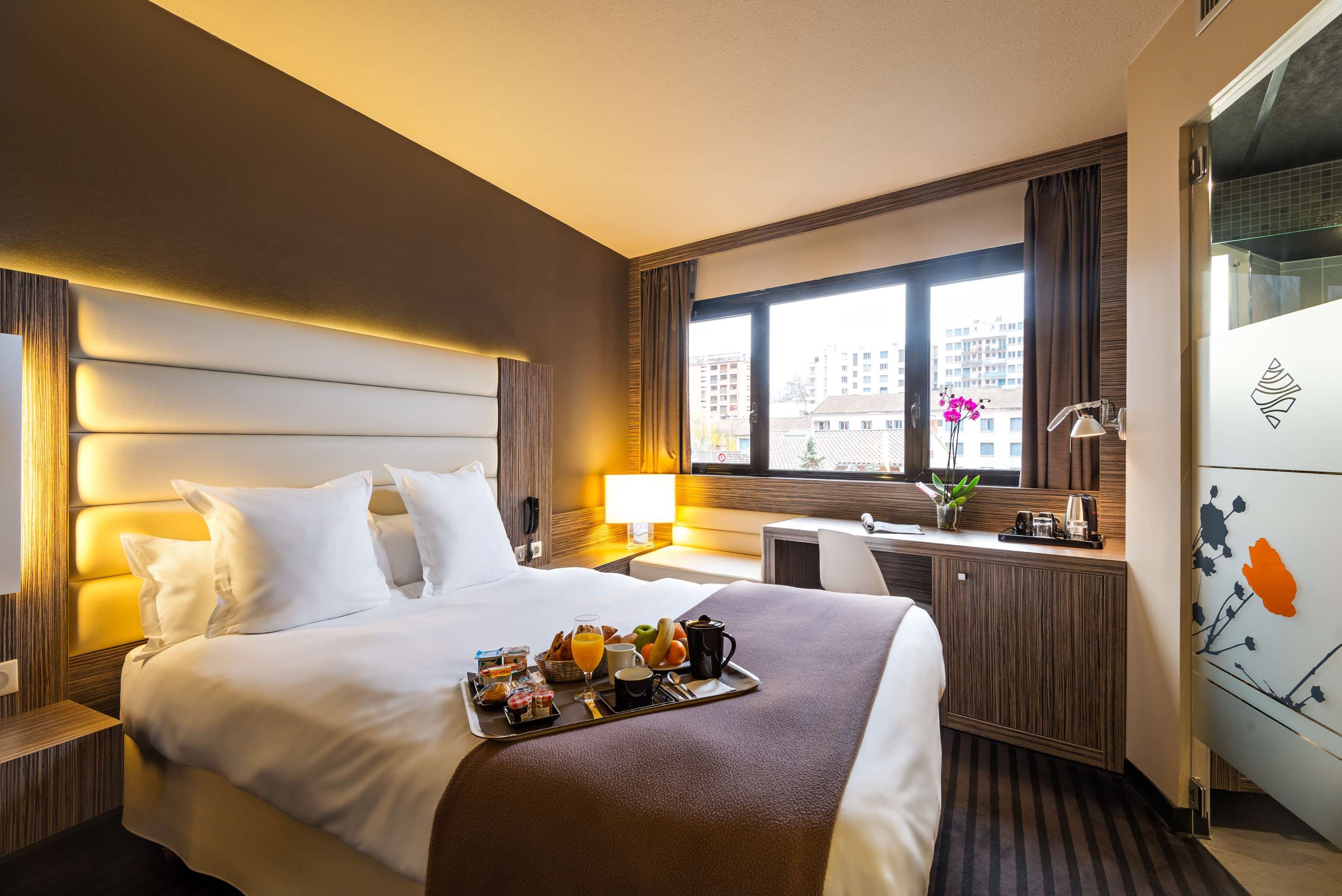HOTEL DE BRIENNE-guestroom-brienne chambre double Leclerc HD.jpg
