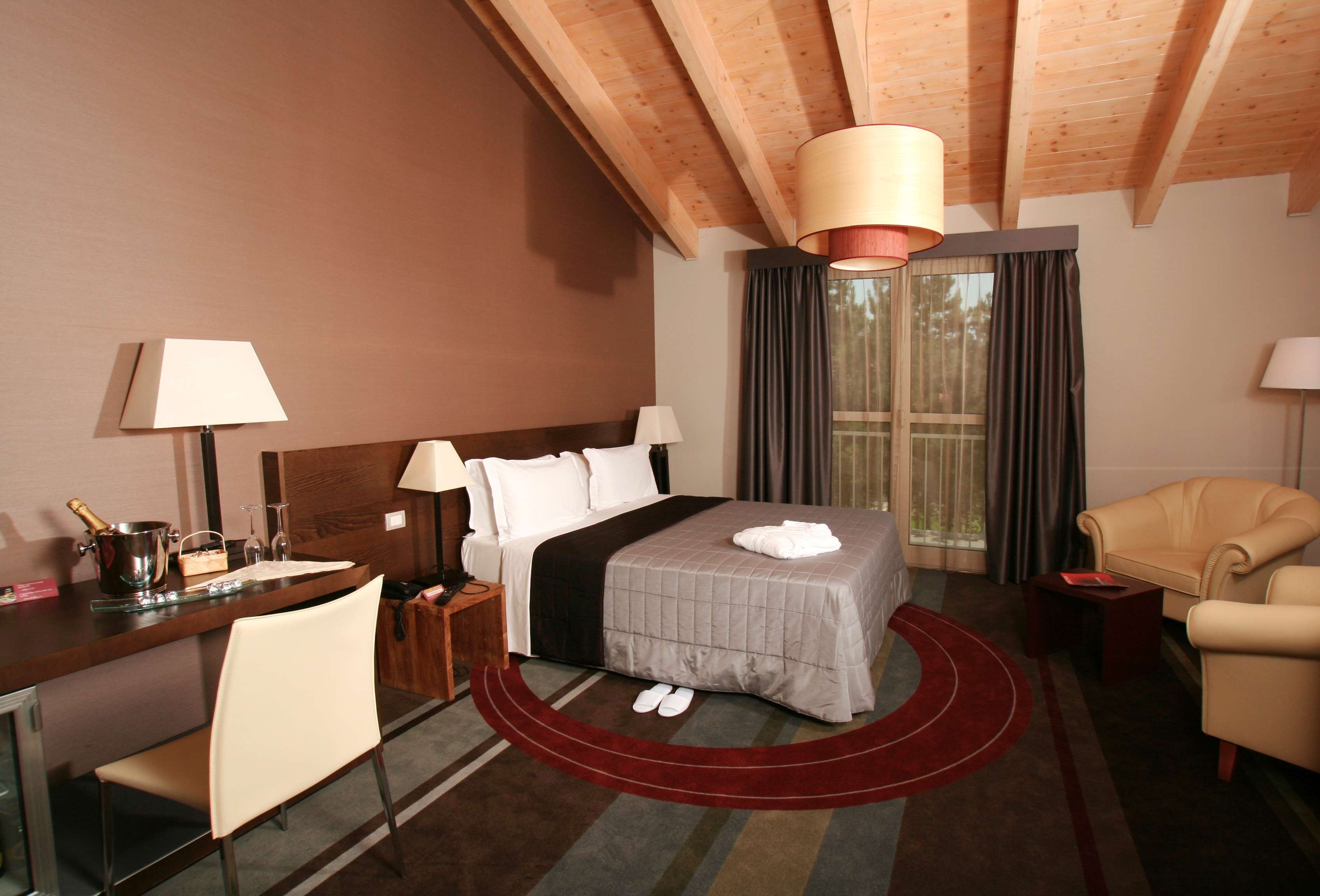 ADMIRAL PARK HOTEL - ZOLA PREDOSA-guestroom-GUEST GOLD ROOM.jpg
