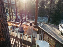  - Loge Cabins Riverside Leavenworth