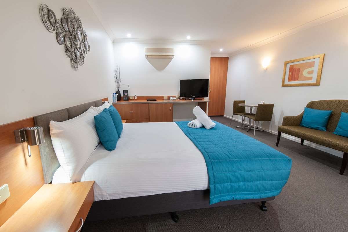 WAGGA RSL MOTEL-guestroom-RSL Room EasyAccess.jpg