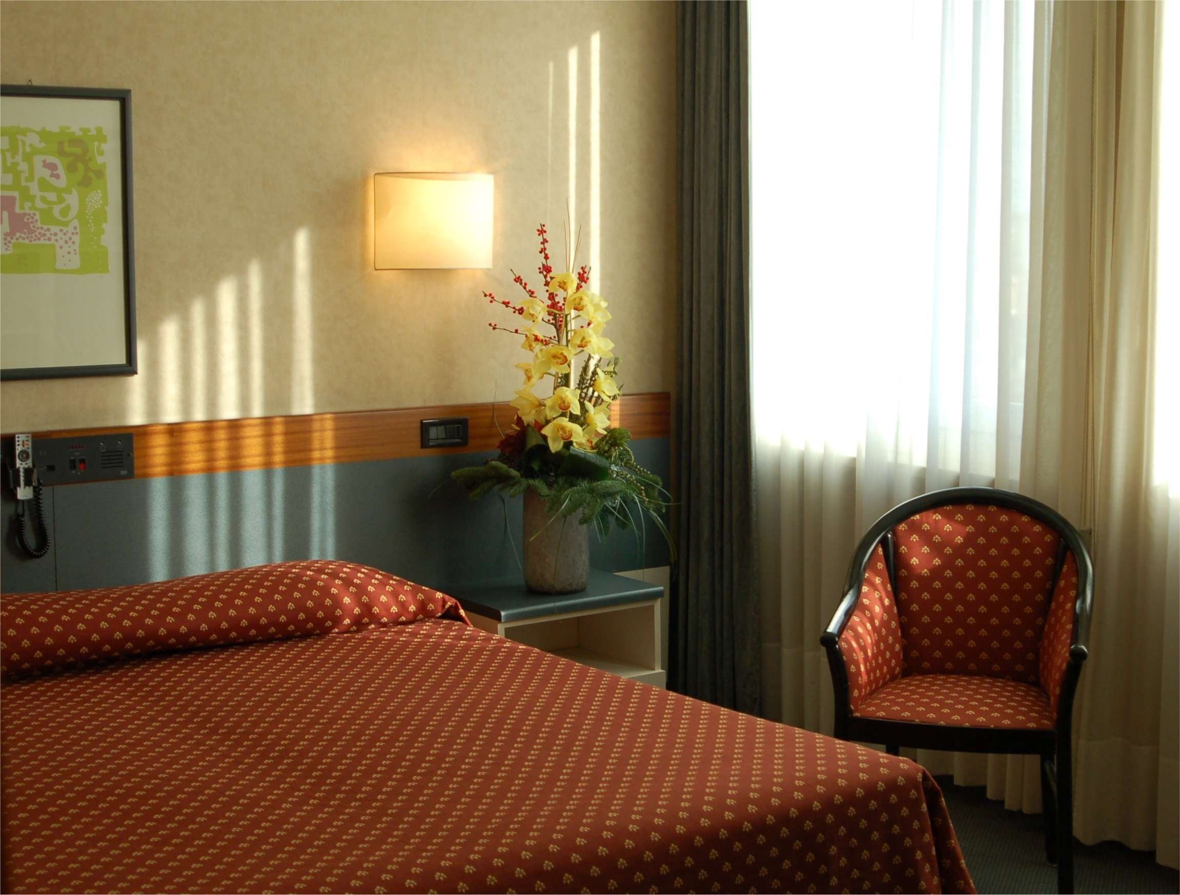 ASTORIA HOTEL ITALIA-guestroom-GUEST ROOM.jpg