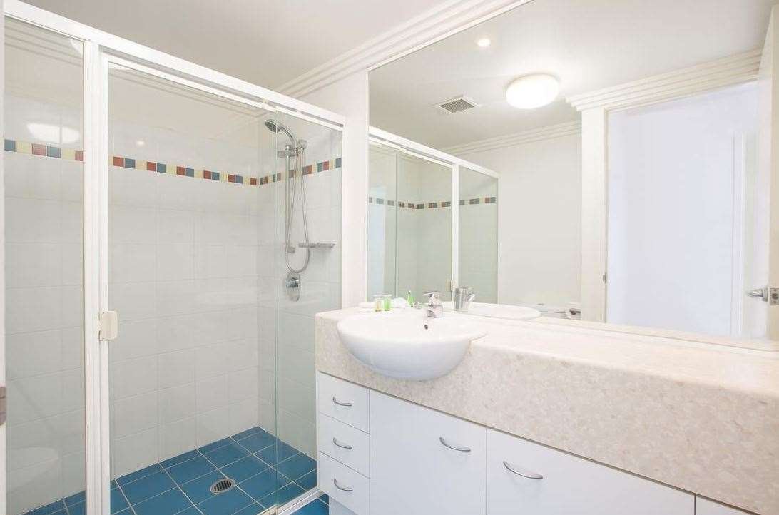 REPUBLIC APARTMENTS-guestroom-Guest room bath.jpg
