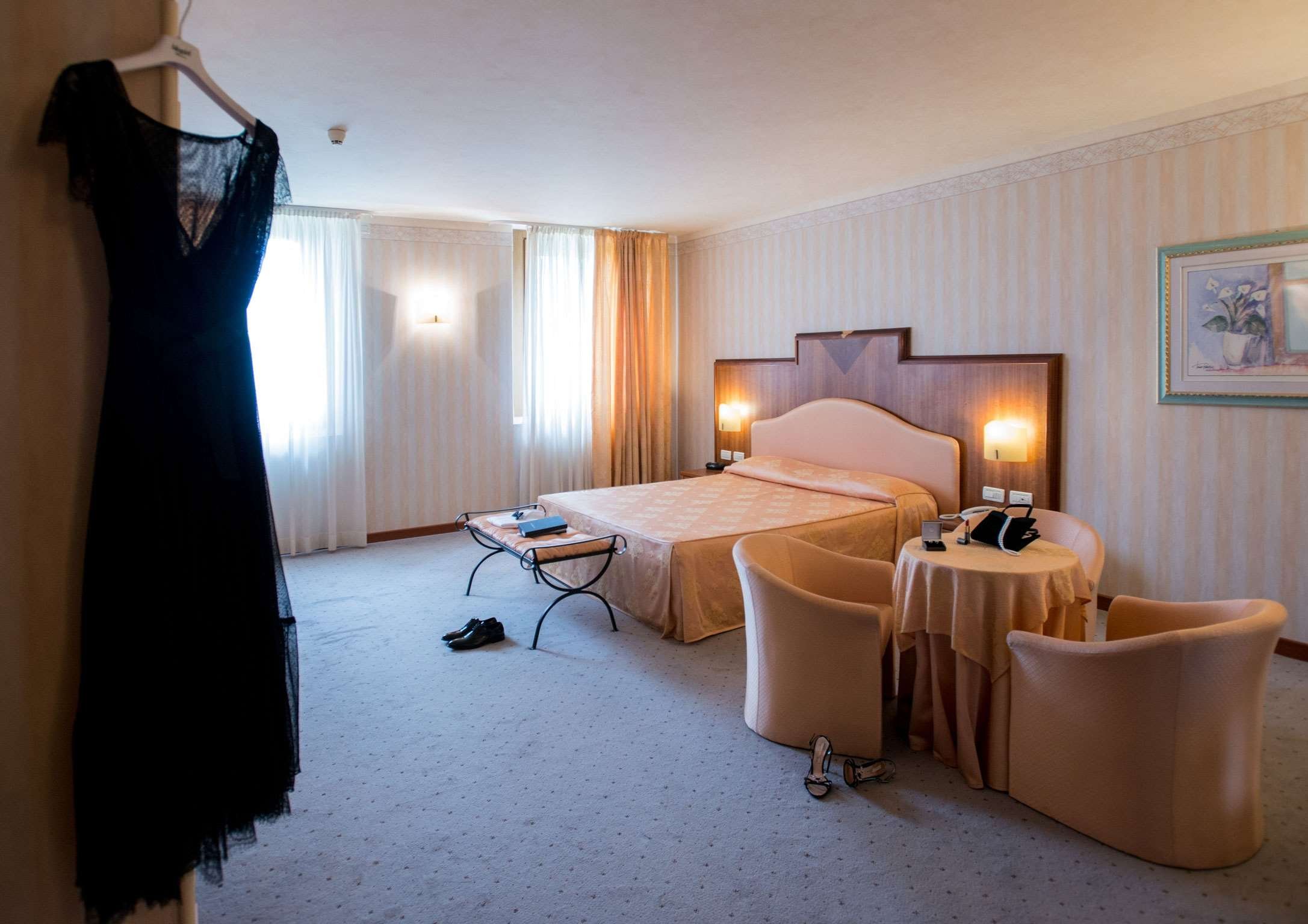 PHI HOTEL ASTORIA - SUSEGANA-guestroom-JUNIOR SUITE.jpg