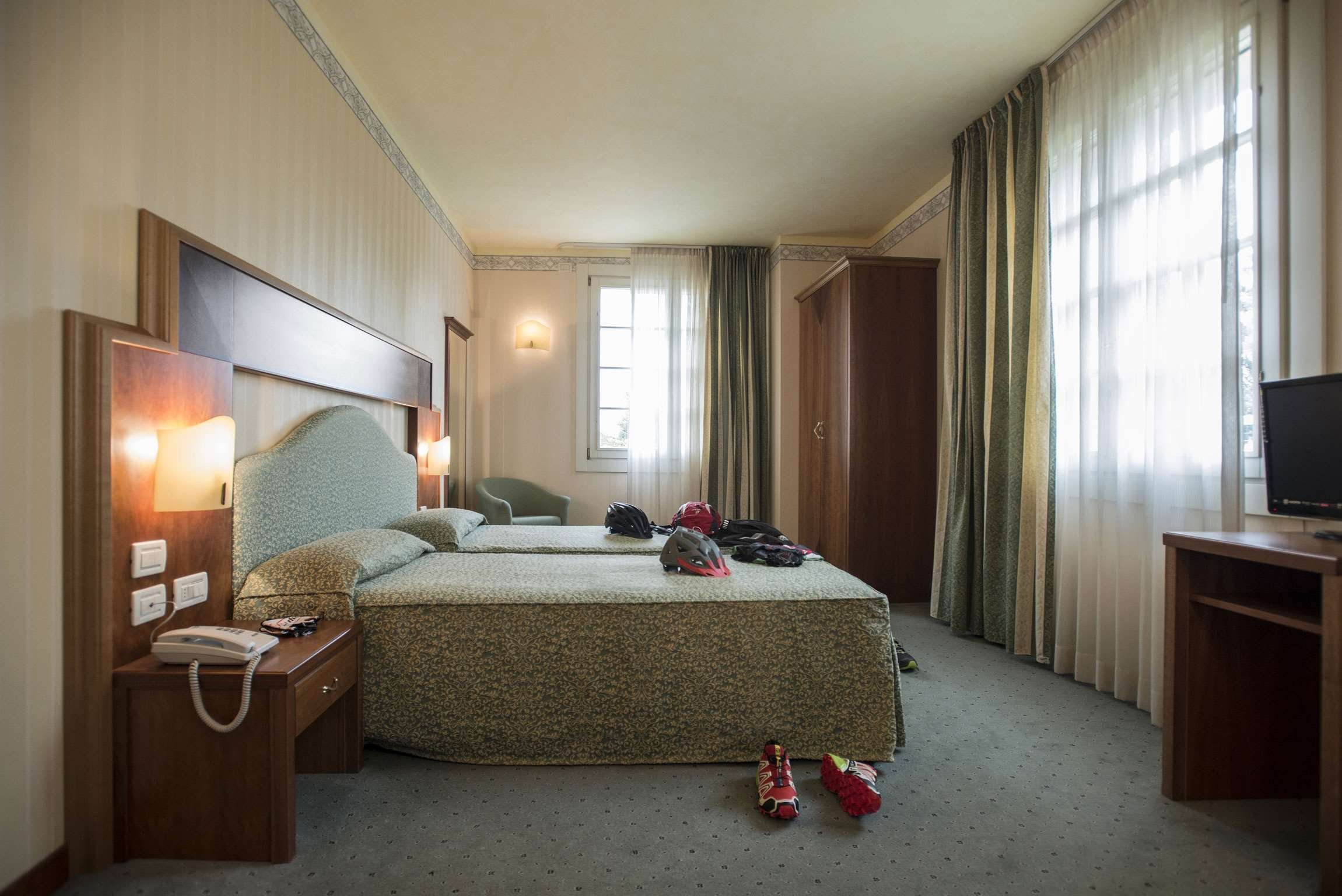 PHI HOTEL ASTORIA - SUSEGANA-guestroom-GUEST DOUBLE ROOM.jpg