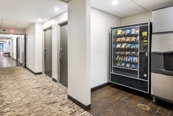  - Red Roof Plus+ Inn & Suites Woburn - I-95, Exit 54