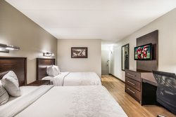  - Red Roof Plus+ Inn & Suites Woburn - I-95, Exit 54