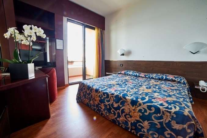 HOTEL CONCORDE - ARONA-guestroom-GUEST ROOM.jpg