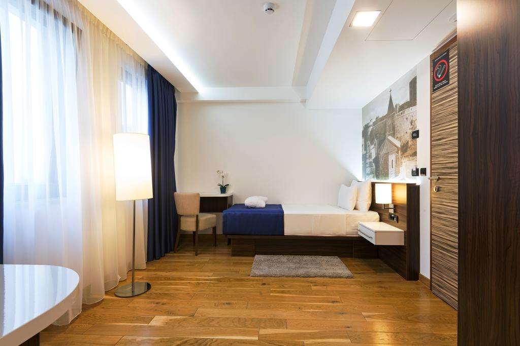 ABBA HOTEL BELGRADE-guestroom-GUEST ROOM.jpg