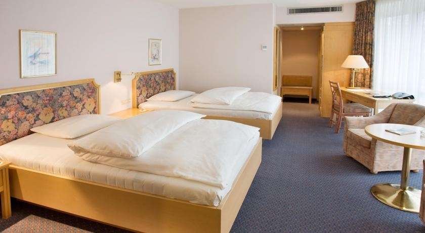 HOTEL ERIKSON - SINDELFINGEN-guestroom-Guest Room.jpg