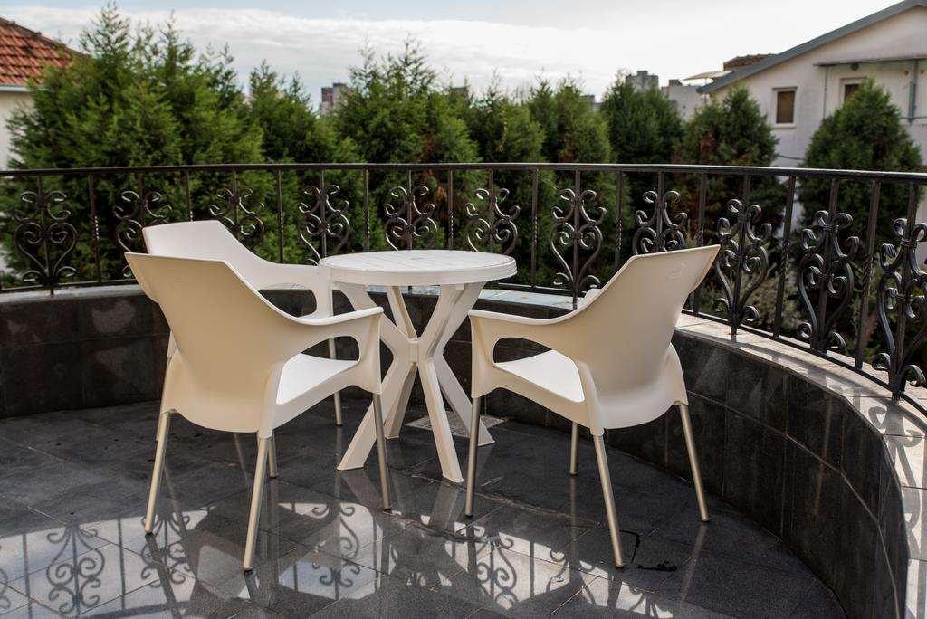 HOTEL CRNOGORSKA KUCA-guestroom-GUEST ROOM TERRACE.jpg