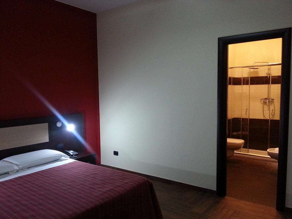 HOTEL PARADISO - FALERNA MARINA-guestroom-GUEST ROOM.jpg
