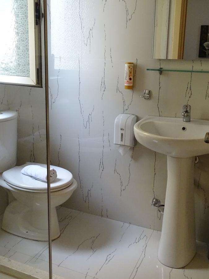 HOTEL IDEA TIRANA-guestroom-GUEST BATHROOM.jpg