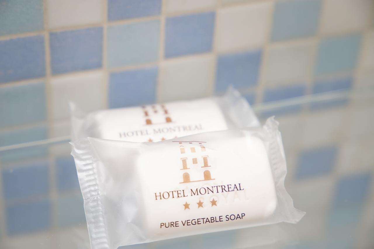 HOTEL MONTREAL-guestroom-BATHROOM AMENITIES.jpg