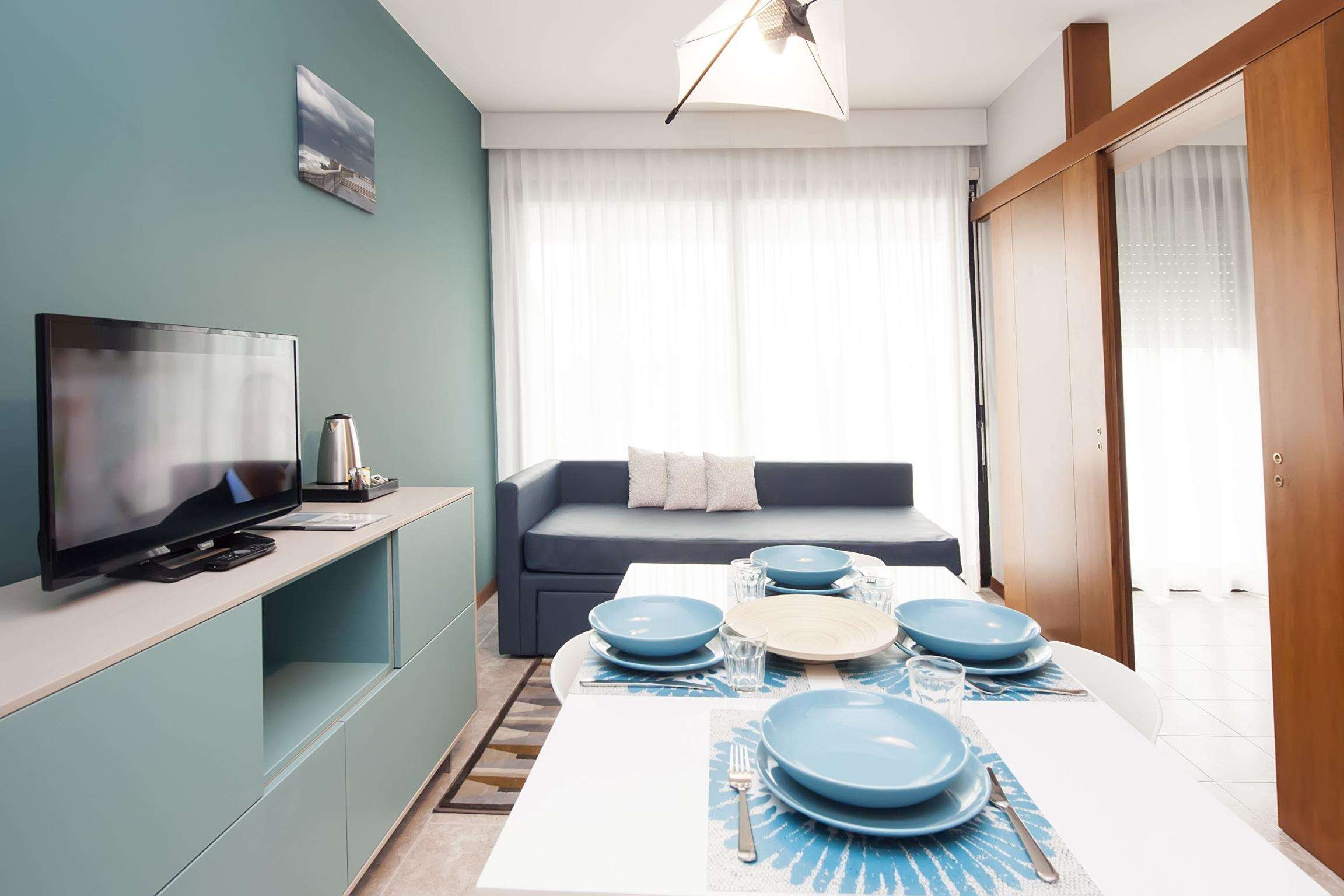 SUITES MARILIA APARTMENTS - LIVORNO-guestroom-GUEST ROOM.jpg
