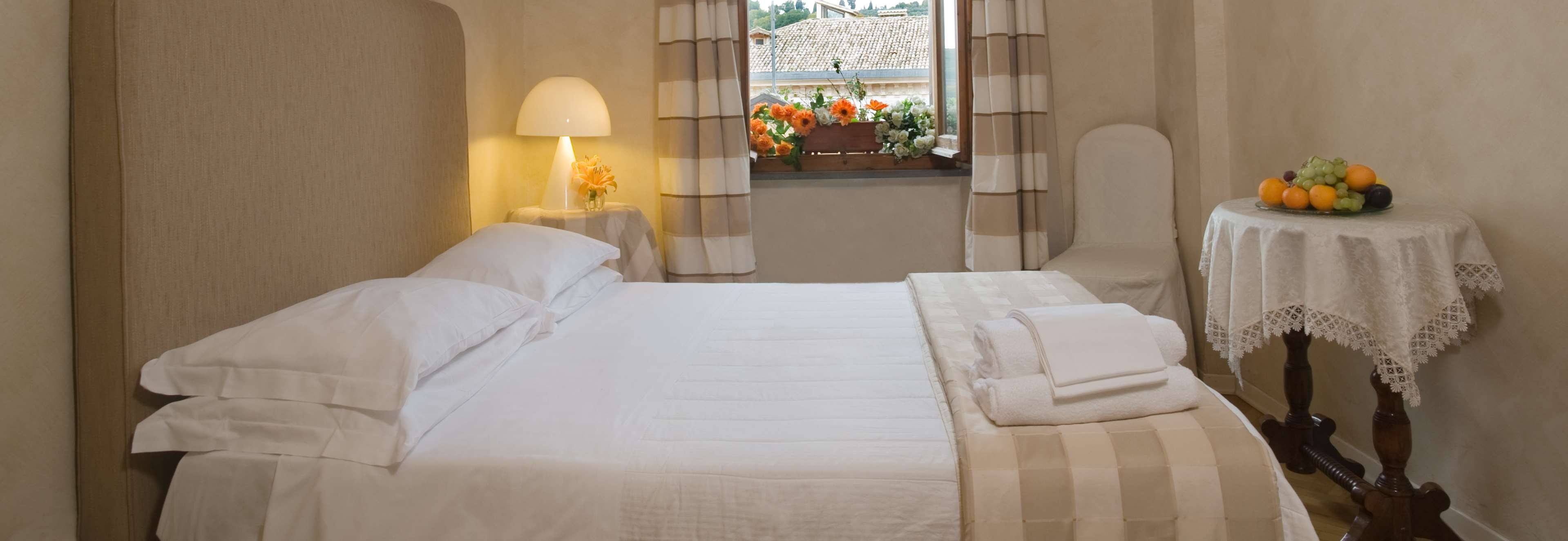 HOTEL CLITUNNO - SPOLETO-guestroom-SUITE.jpg