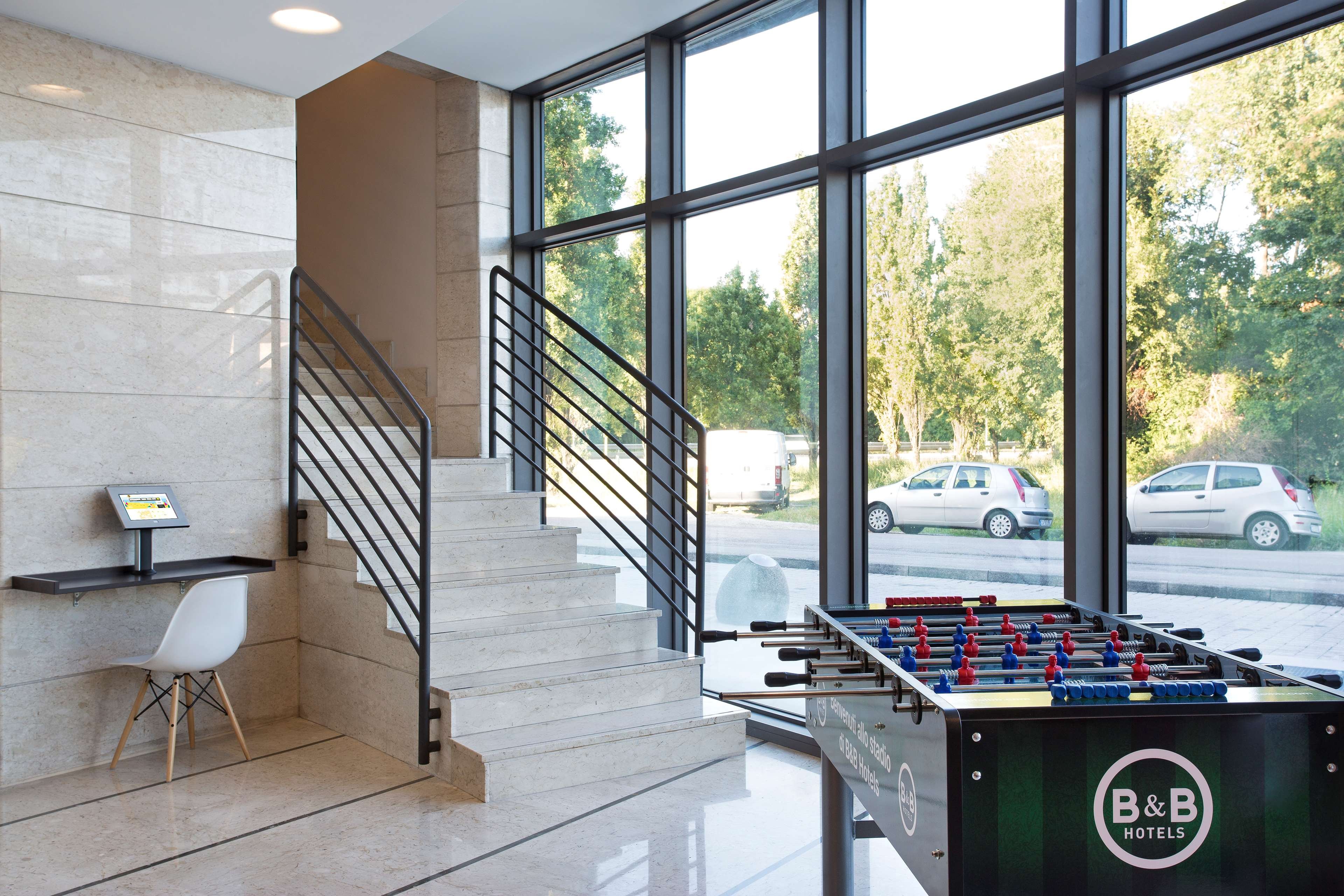 B&B HOTEL PADOVA-guestroom-GAMES ROOM.jpg