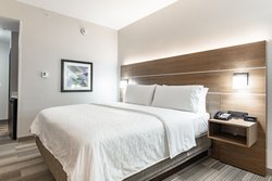  - Holiday Inn Express & Suites Moundsville