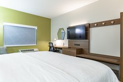  - Holiday Inn Express & Suites Moundsville
