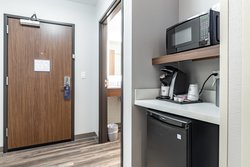  - Holiday Inn Express & Suites Moundsville