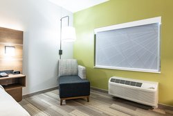  - Holiday Inn Express & Suites Moundsville