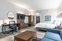  - Holiday Inn Express & Suites Moundsville