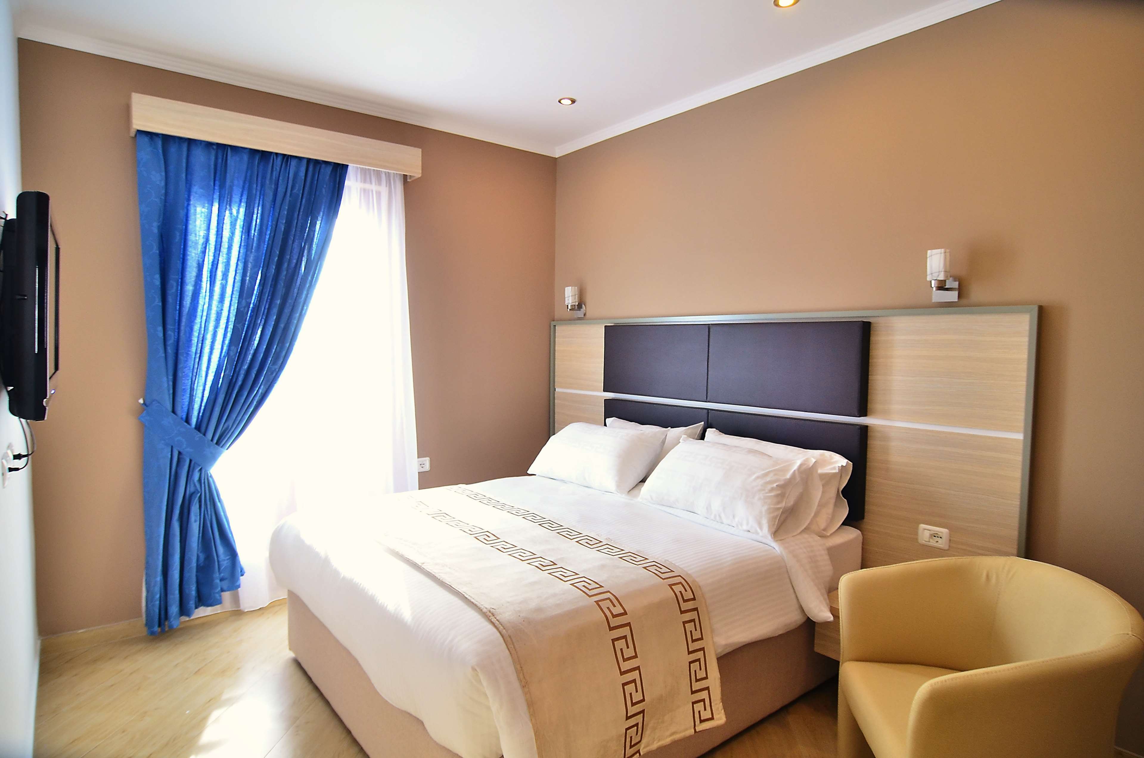 HOTEL CAPITAL TIRANA-guestroom-GUEST ROOM.jpg