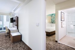  - Courtyard by Marriott Hotel Downtown Miami - I-95, Exit 2A & 2C