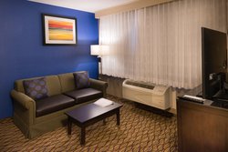  - Holiday Inn Express Pasadena - I-210, Exit 30