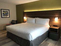  - Holiday Inn Express Pasadena - I-210, Exit 30